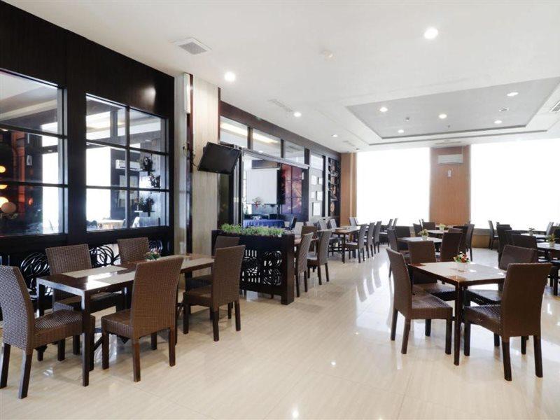 Grand Kanaya Hotel Medan Extérieur photo