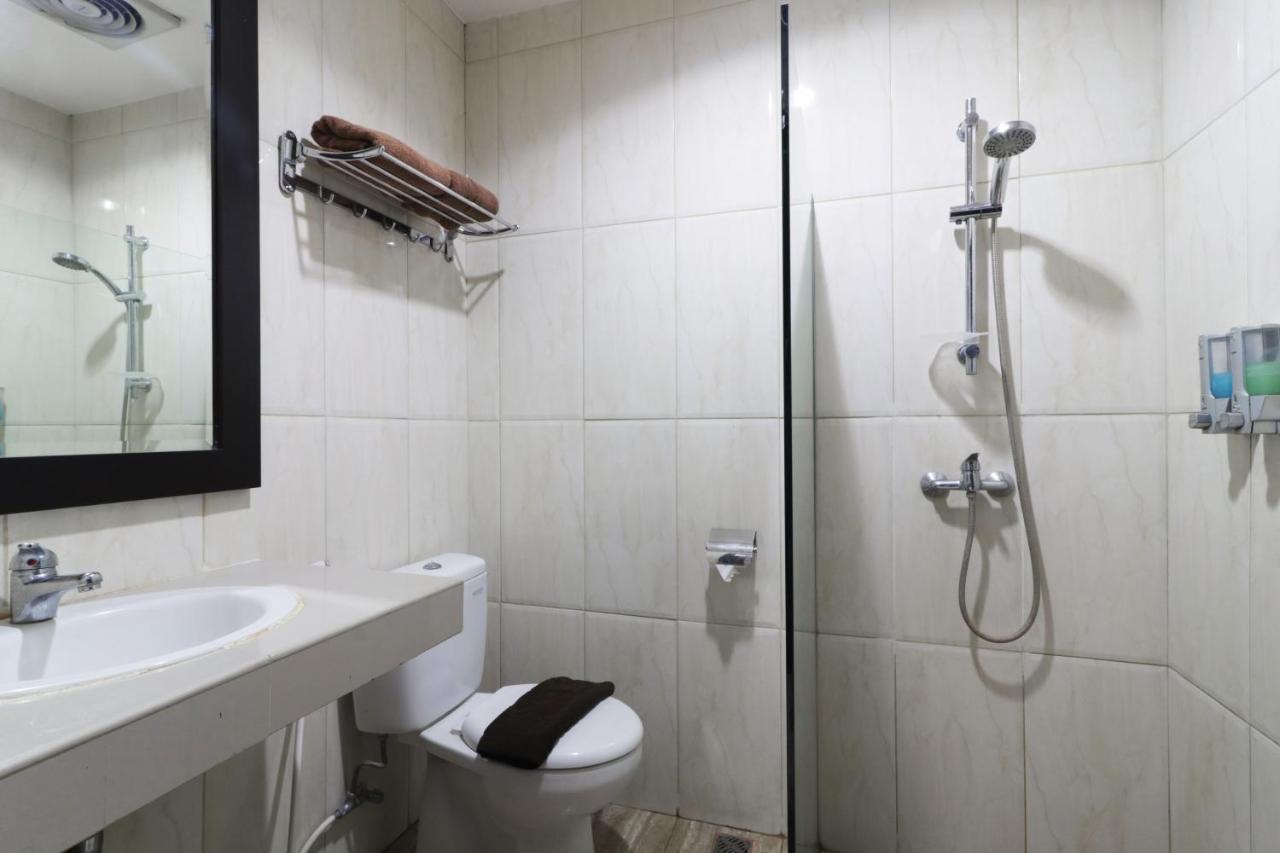 Grand Kanaya Hotel Medan Extérieur photo